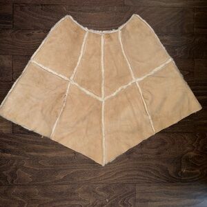 UGG Sheepskin Suede Tan Chestnut Poncho Cape Ladies Small- Midium Pockets